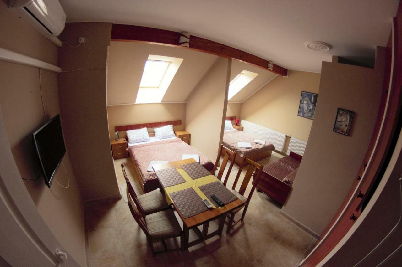 Mueller'S 2 Apartment Siofok Ngoại thất bức ảnh