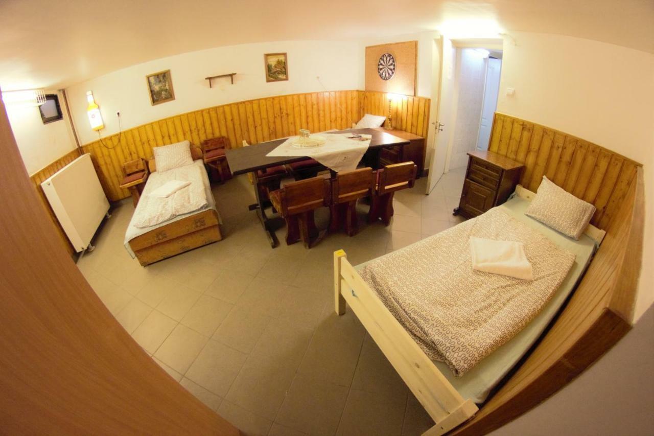 Mueller'S 2 Apartment Siofok Ngoại thất bức ảnh